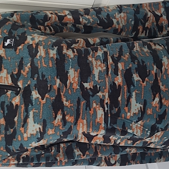 ABERCROMBIE KIDS FLEECE HOODIE PULLOVER - Picture 2 of 4